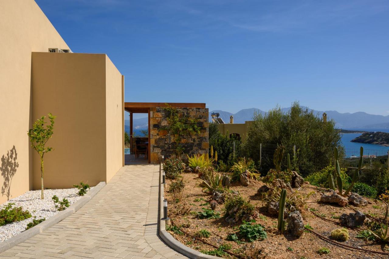 Mirabella Hills Villa